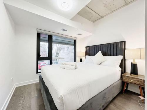 The Junction Nest - Free Parking by Instant Suites