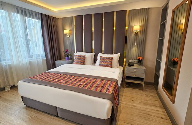 The Külsümz Hotel