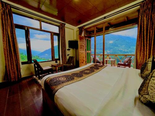 The Kempty Osasis - A Boutique Resort With Scenic Mountain View in Mussoorie