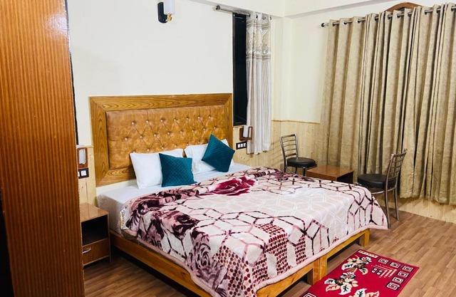 The Kuber Hotel & Restaurant