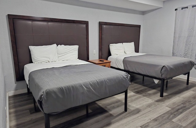 The L Motel