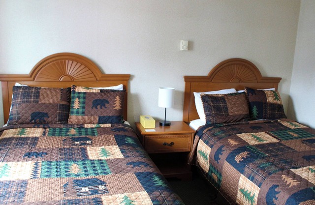 The Lake George Inn