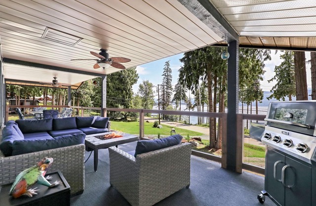 ¡La casa del lago en el lago Shuswap!