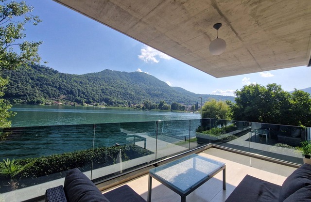 The Lake House - Swisshomebnb