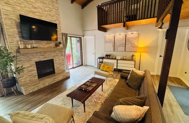 Welcome to The Breezy Pines — your lake retreat at The Hideout.