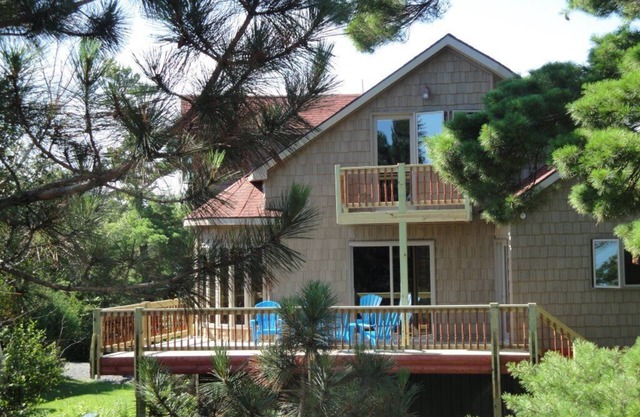 The Lake Suite at Bear Ridge on Beautiful Rainy Lake