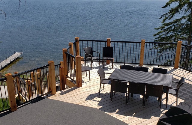The Lakehouse at Madden's