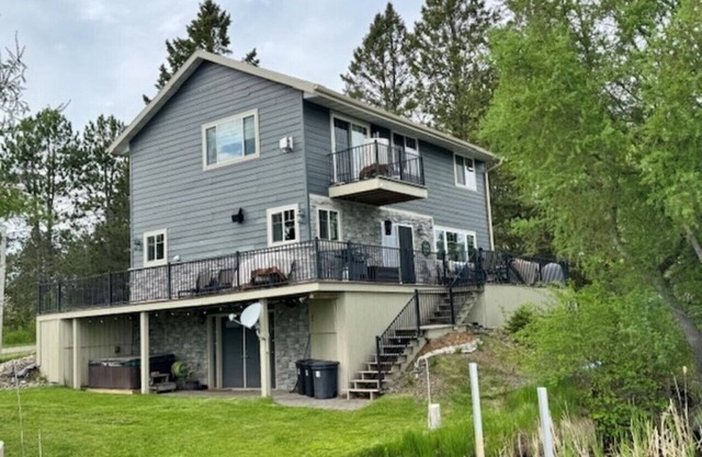 The Lakeside - Hot Tub, Dog Friendly, Trail Acces - Pontoon Rental - On Lake Winter