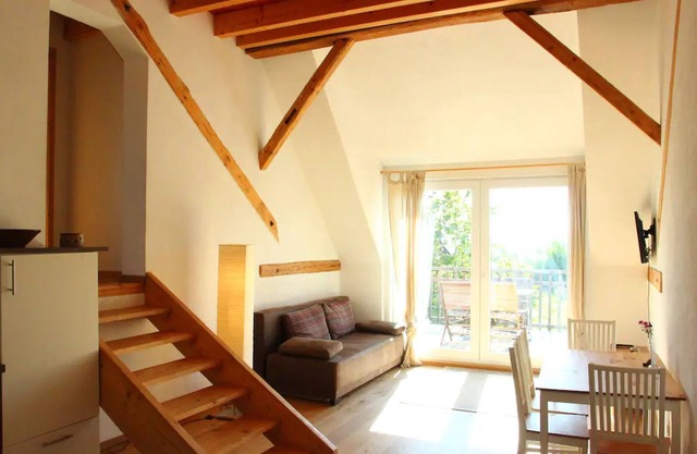 The large apartment, 80 square meters, balcony, 2 bedrooms, max. 8 people