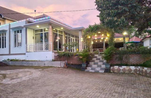 The Lavana Villa Marwah Puncak