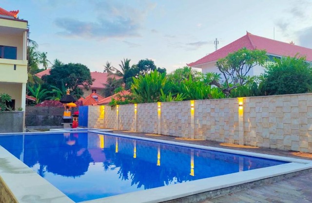 THE LAVIANA HOTEL