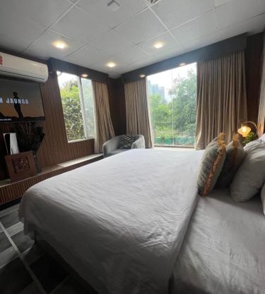 The Life Style Lodges opp Centaurus Mall