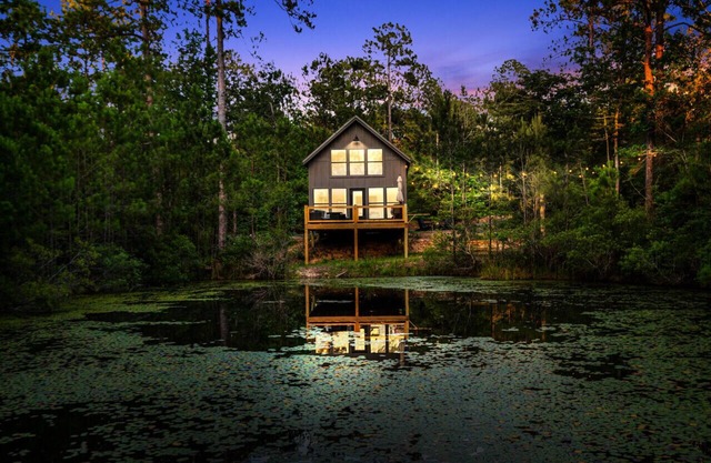 The Lily Pad at Cabin Grove - Minutes to Rayburn Resort & Lake Sam Rayburn