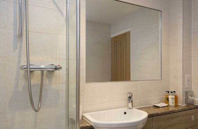 The Linhay Sleeps 2 (1 habitación)