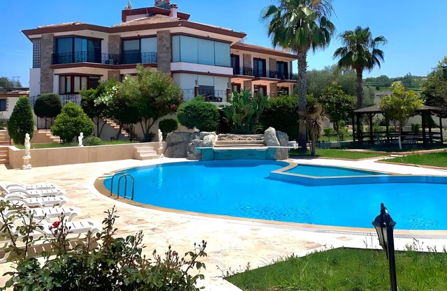 The Lion’s Den Kusadasi