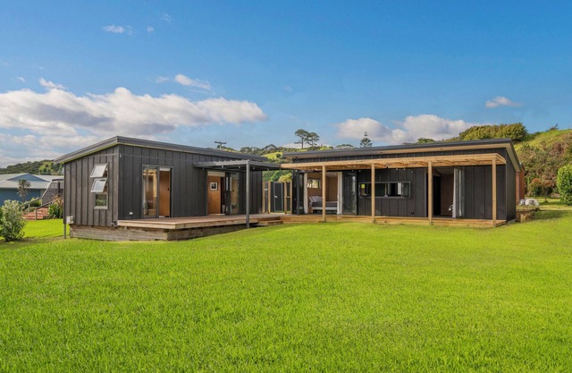 The Little Bach at Whangapoua