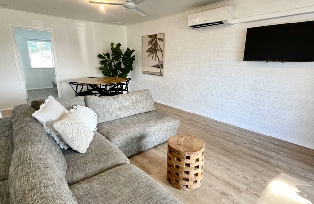 The Little Bungalows - Unit A