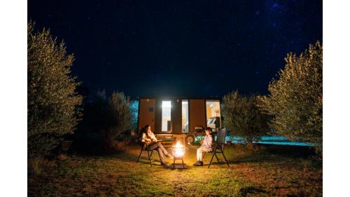 The Little Grove Retreat by Tiny Away