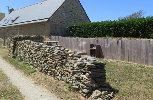 The little house near the beach of Penhors