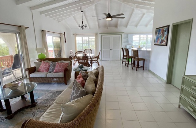 The Little Villa (Newly Renovated)