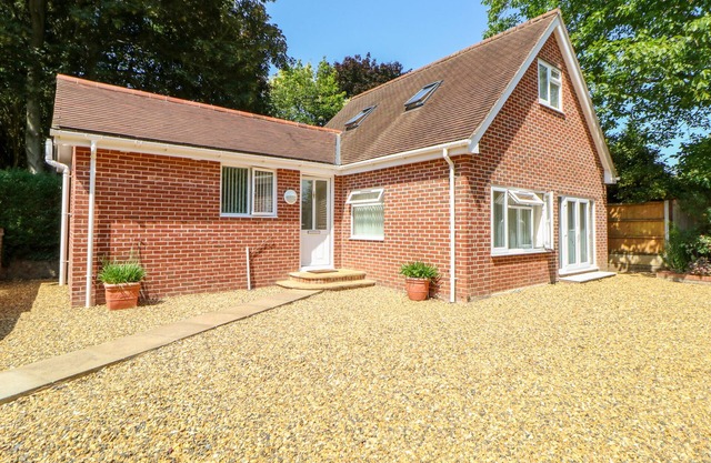 THE LODGE EN ORCHARD HOUSE, con un jardín en Norwich, Ref 1017492