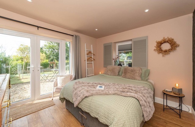 The Lodge - Elegant Comfort in a Peaceful Setting