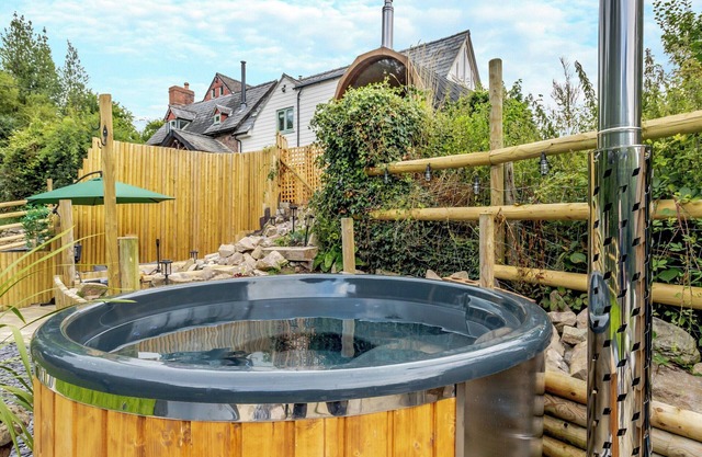 The Lodge Spa - UK47837