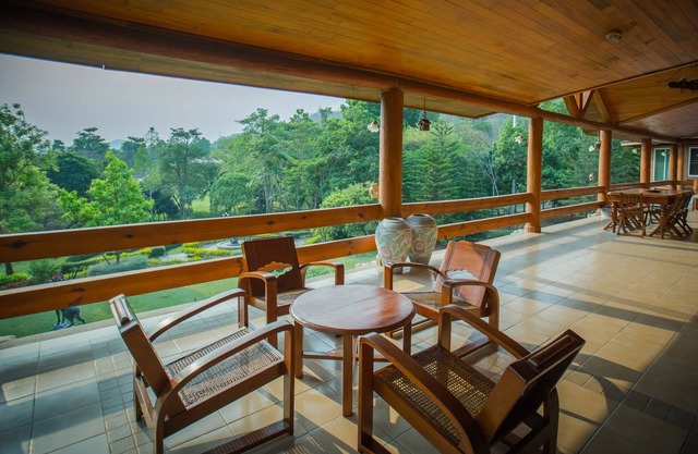 The Log Home Experience Khao Yai