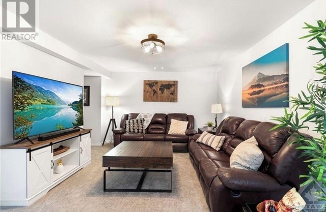 The Lombardy Manor- luxurious comfort! Looking for long-term rental (1 year).