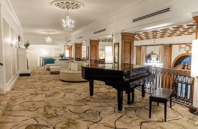 The Lord Nelson Hotel & Suites