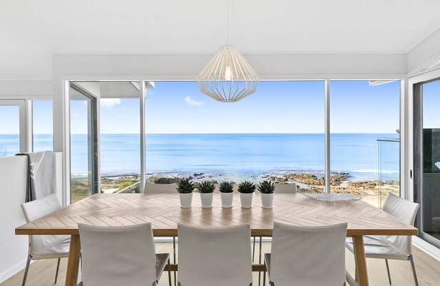 The Lorne House - Perfectly positioned just meters from the sand.