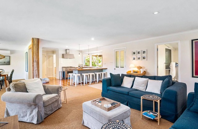 'The Love Shack' Pet-Friendly Beach Bungalow