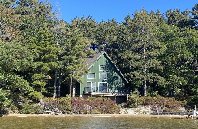🍀 The Lucky Charm on Beaver Island's Lake Geneserath!