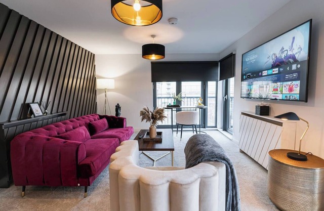 The Lusso Suite – 5-Star Luxury in the Heart of Glasgow’s West End