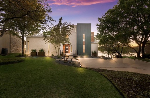 The Lux at Lake Belton Modern Lake Access Home