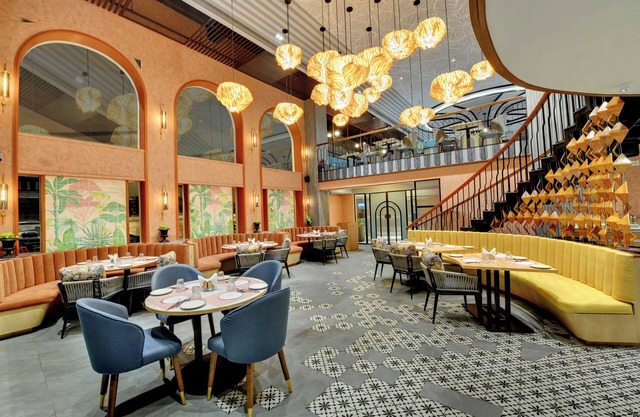 THE LUXANT HOTEL
