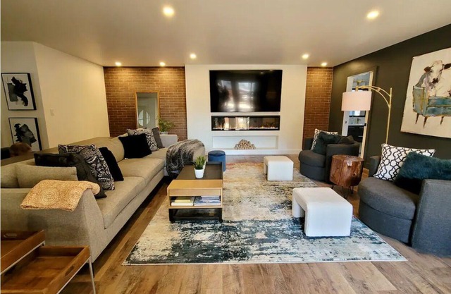 The Luxury Farmhouse Oasis near Henderson Lake - Two King Beds. Sustainable.