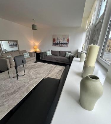 The M Rooms at 144