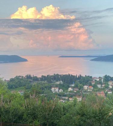 The Magnificent View Apartment