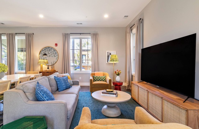 The Magnolia #11 by AvantStay | 5 Mins to Downtown