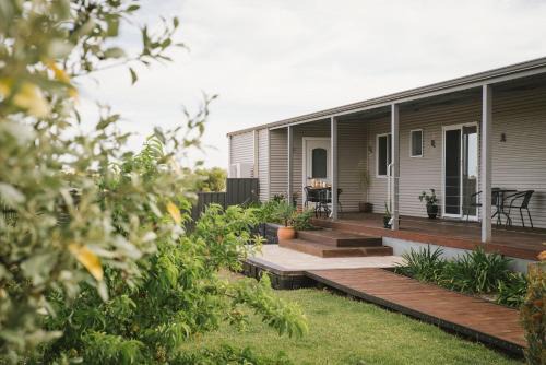 The Mains Guest House 2 Bedroom Farm Stay