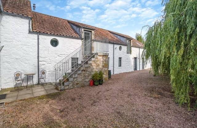 The Maltings at Pitlessie House: a stunning barn conversion 12m from St Andrews