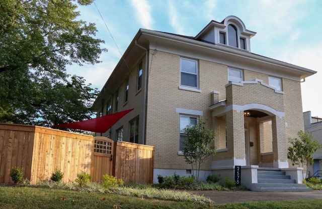 The Memphis Abbey - Pool + Outdoor Kitchen + Fire Pit + 7BR