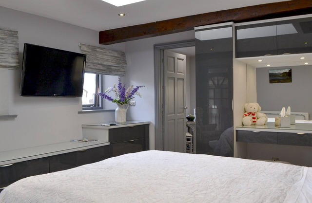 The Milking Parlour - UK30866