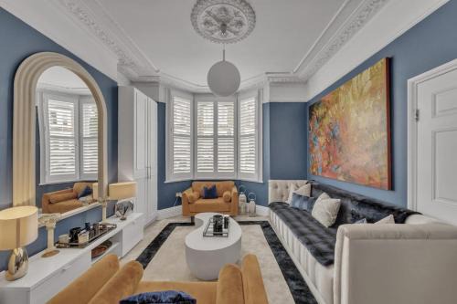 The Mirabel Residence