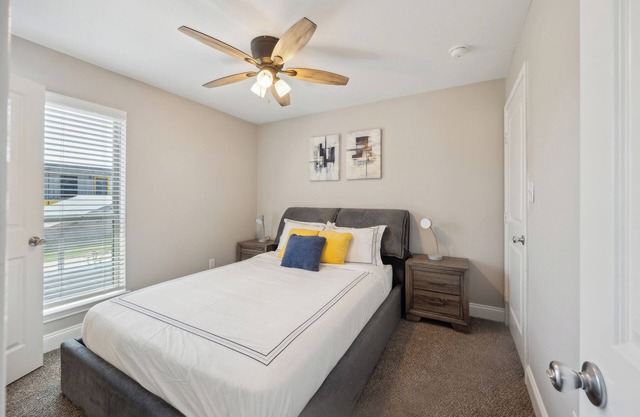 The Mirage 276 I Comfy 2 Bed 1.5 Bath