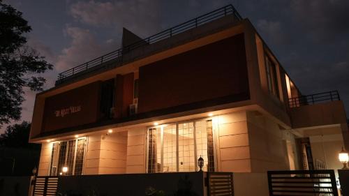 THE MISTY VILLAS