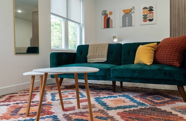 The MOD Suite: Quaint family abode near UChicago, Lakeshore Dr. & DuSable Museum