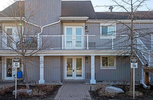 The Moose Lodge - Modern Condo in Collingwood