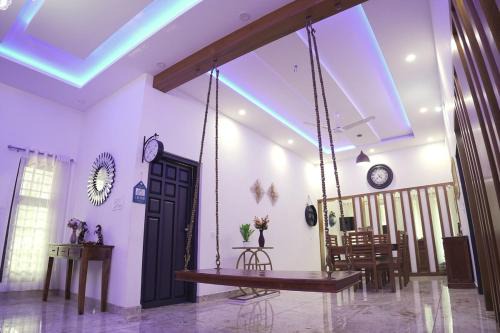 The Mountain Nest-Luxurious Retreat